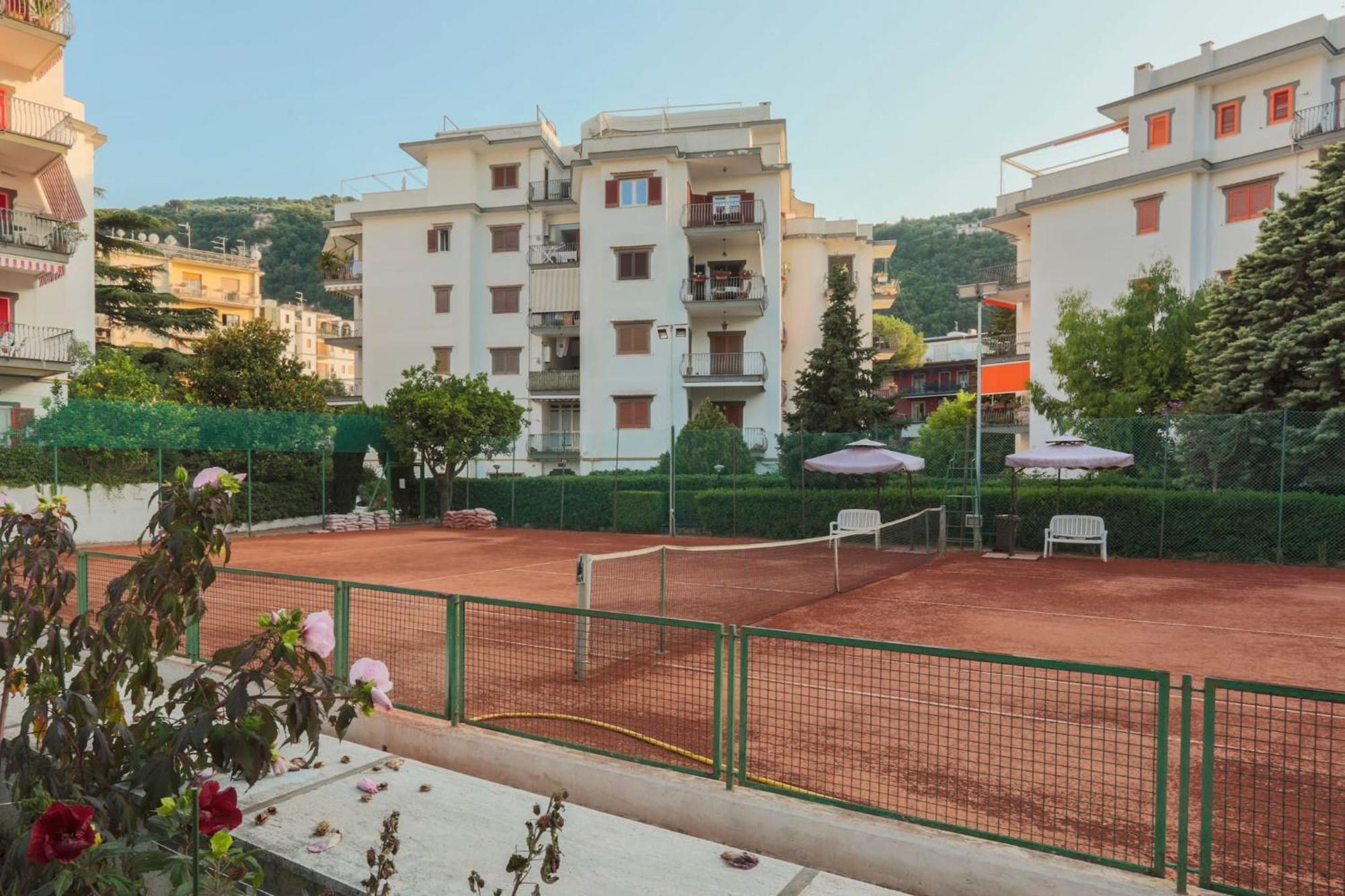 Sorrentovibes - Modern Apartment With Terrace, Swimming Pool&Tennis Exterior photo