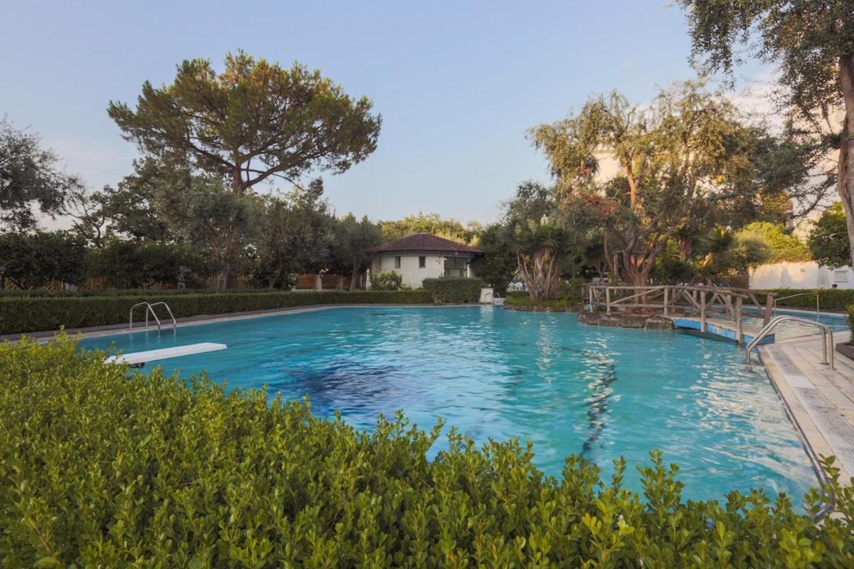 Sorrentovibes - Modern Apartment With Terrace, Swimming Pool&Tennis Exterior photo