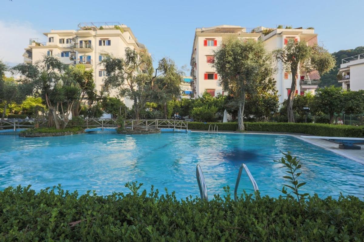 Sorrentovibes - Modern Apartment With Terrace, Swimming Pool&Tennis Exterior photo